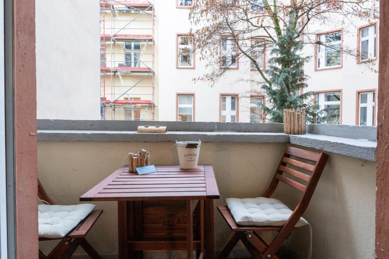 Upmarket Studio With Balcony In Friedrichshain Apartment Berlin