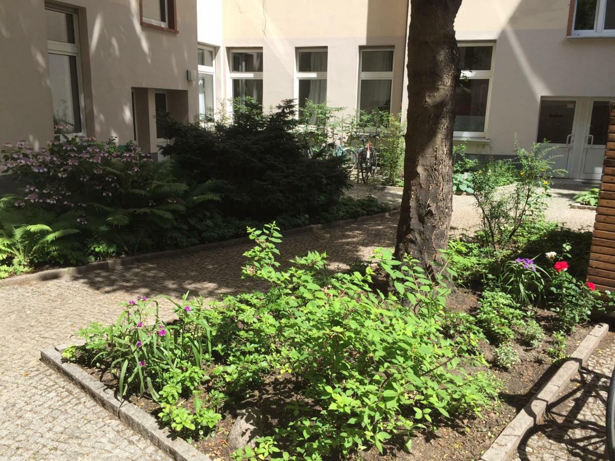 Apartment Upmarket Studio With Balcony In Friedrichshain